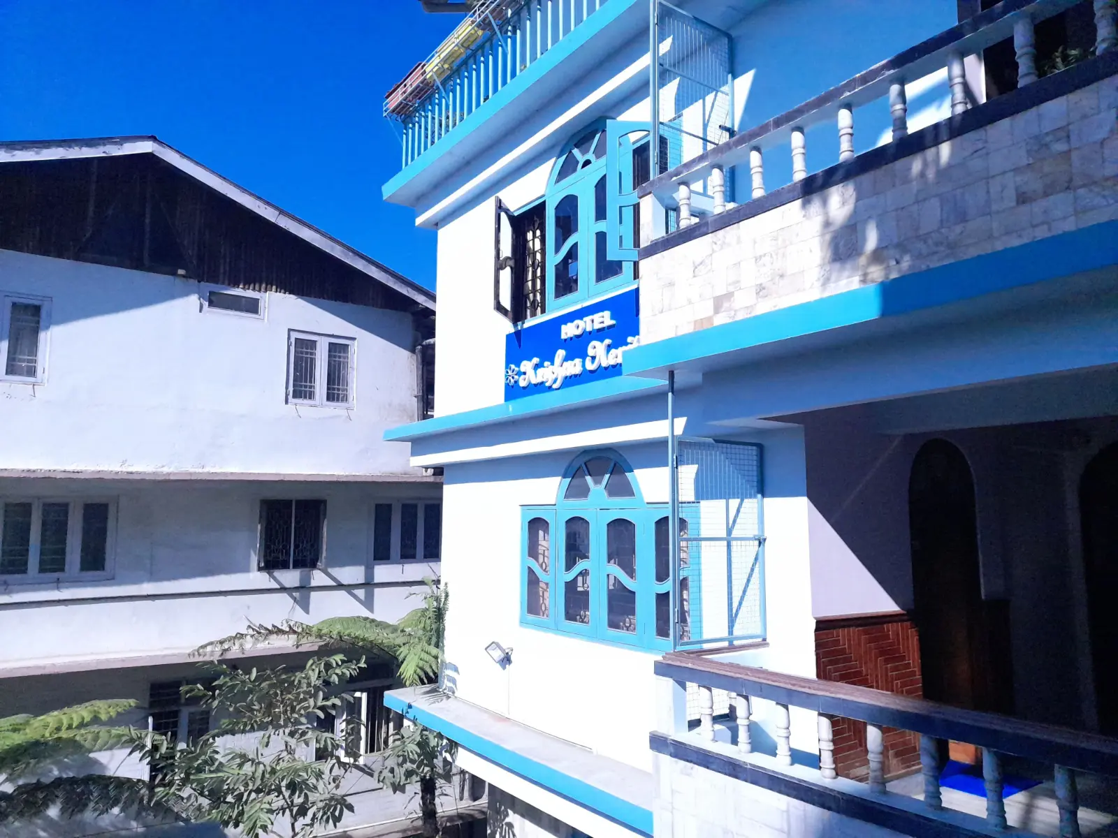 Image 1 of Building of Hotel Krishna Heritage in Gangtok, Sikkim